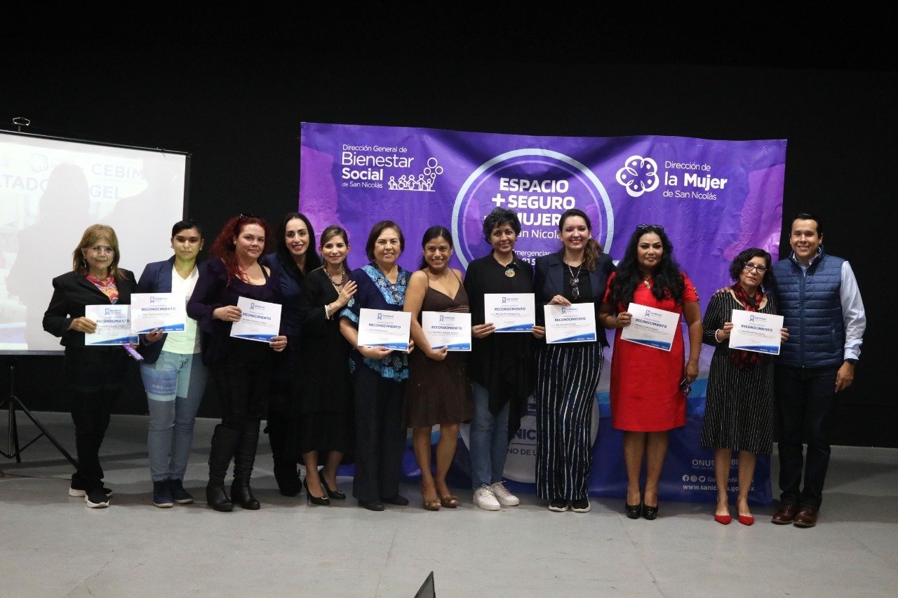 El Centro de Bienestar para la mujer recibió a 140 mujeres que ahora podrán emprender su negocio.