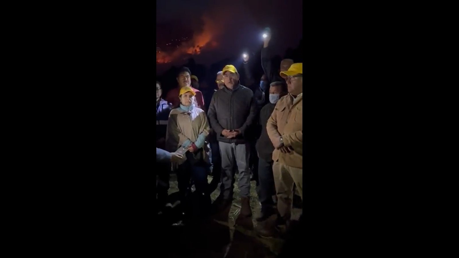 El incendio llevaba más de 30 horas hasta la mañana de este miércoles.