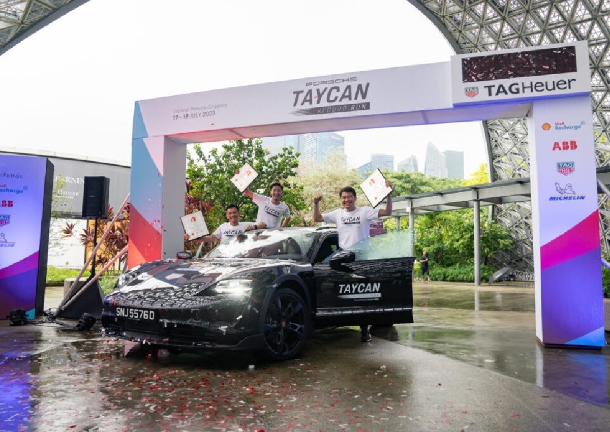 El Porsche Taycan se ha vuelto el auto eléctrico más rápido en viaje de Tailandoa a Singapur en menos de 30 horas.