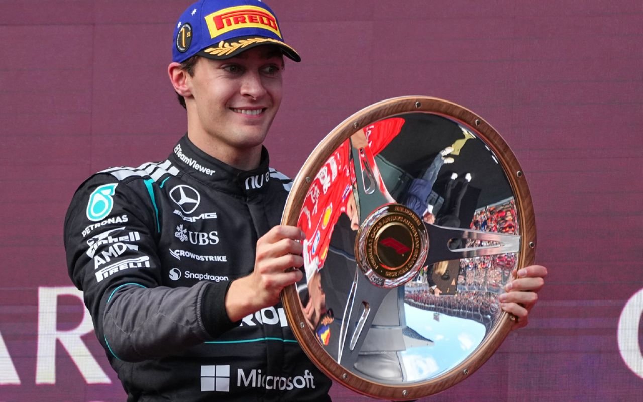 Russell lidera la carrera en el Gran Premio de Australia