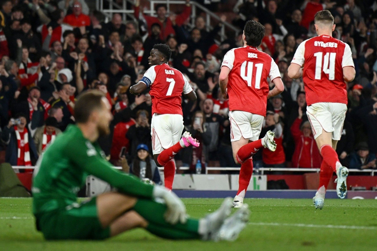 Arsenal vence al Atlético y sueña con su primera orejona