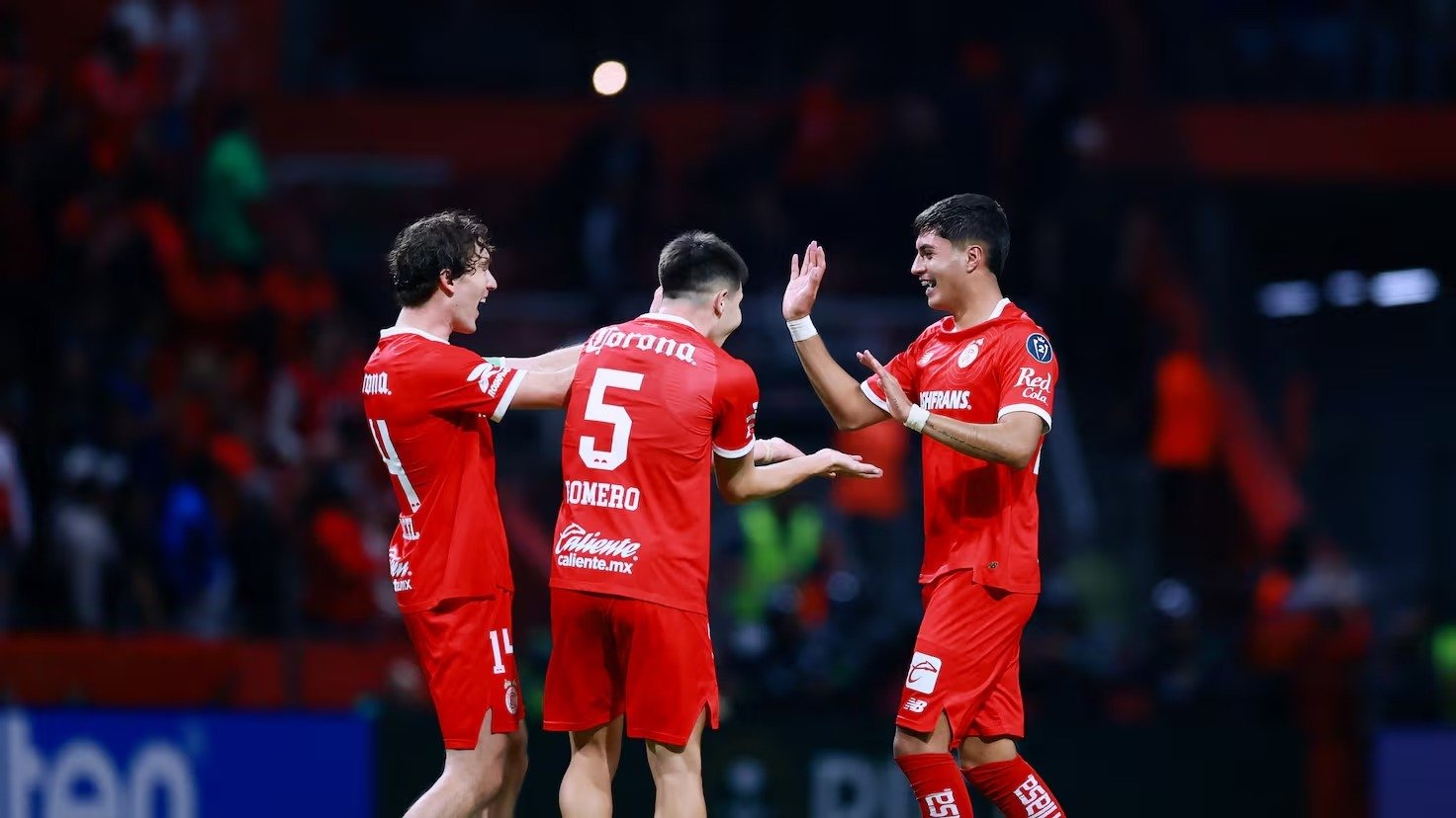 Diablos remontan al LAFC y van por Concacaf ante Tigres